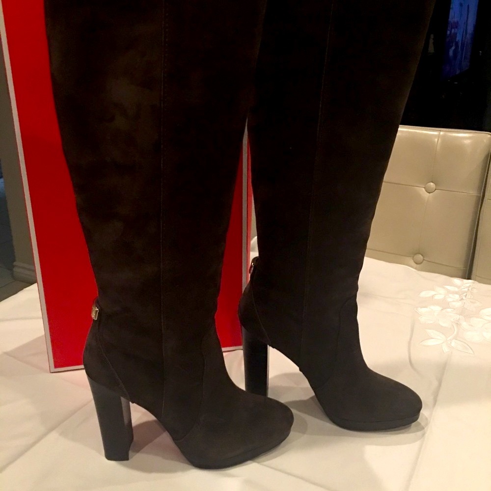 Coach boots